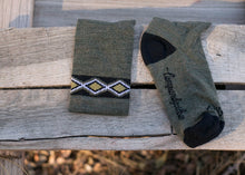 Load image into Gallery viewer, Eastern Rattler Socks